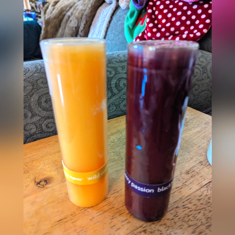 4/$20 NWT 2" Round 10" Tall Candles
